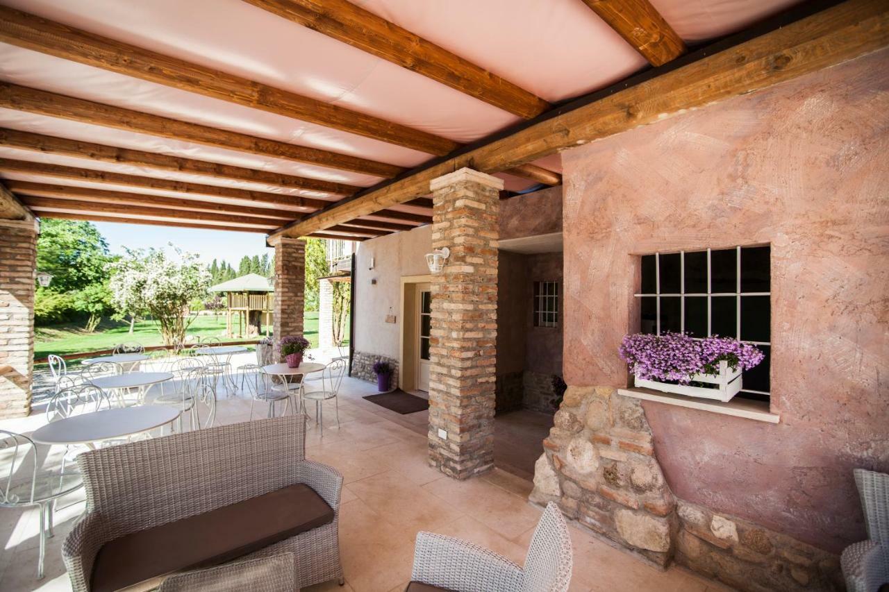 Vila Casa Al Fiume Ponti sul Mincio Exteriér fotografie