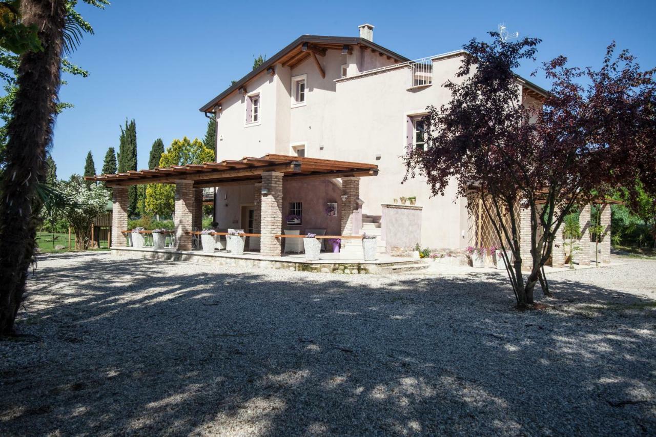 Vila Casa Al Fiume Ponti sul Mincio Exteriér fotografie